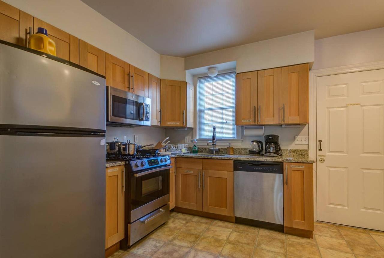 3Br Colonial House With Parking By Cozysuites Alexandria Exterior photo
